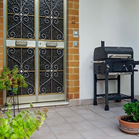 Pleasant Apartment With Courtyard Saludecio Экстерьер фото