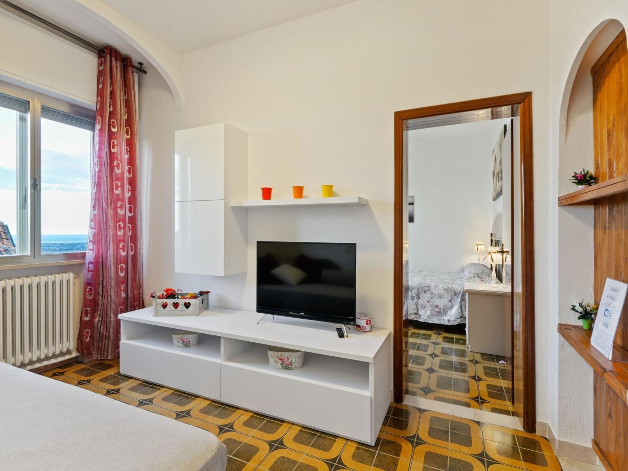 Pleasant Apartment With Courtyard Saludecio Экстерьер фото
