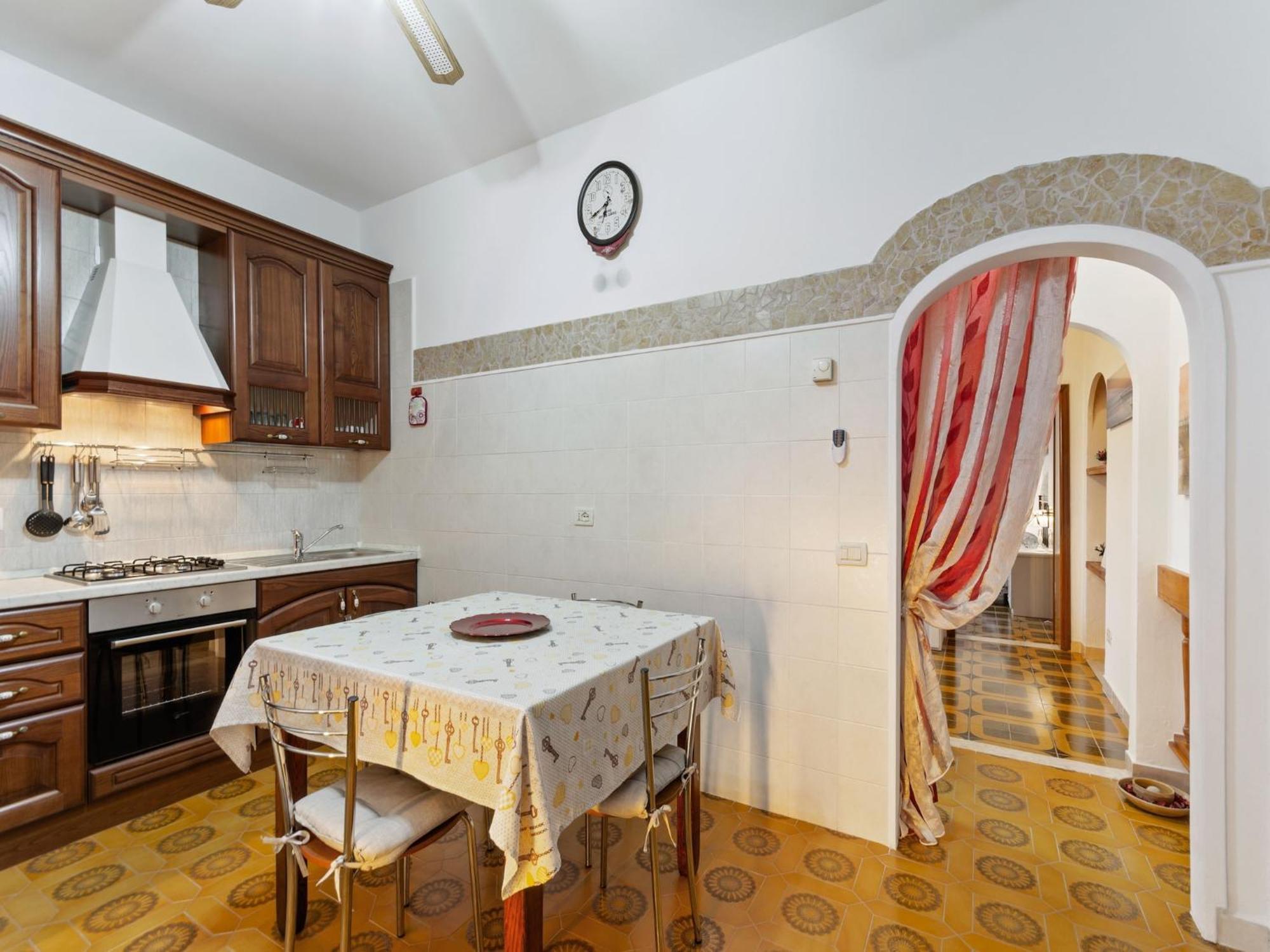 Pleasant Apartment With Courtyard Saludecio Экстерьер фото